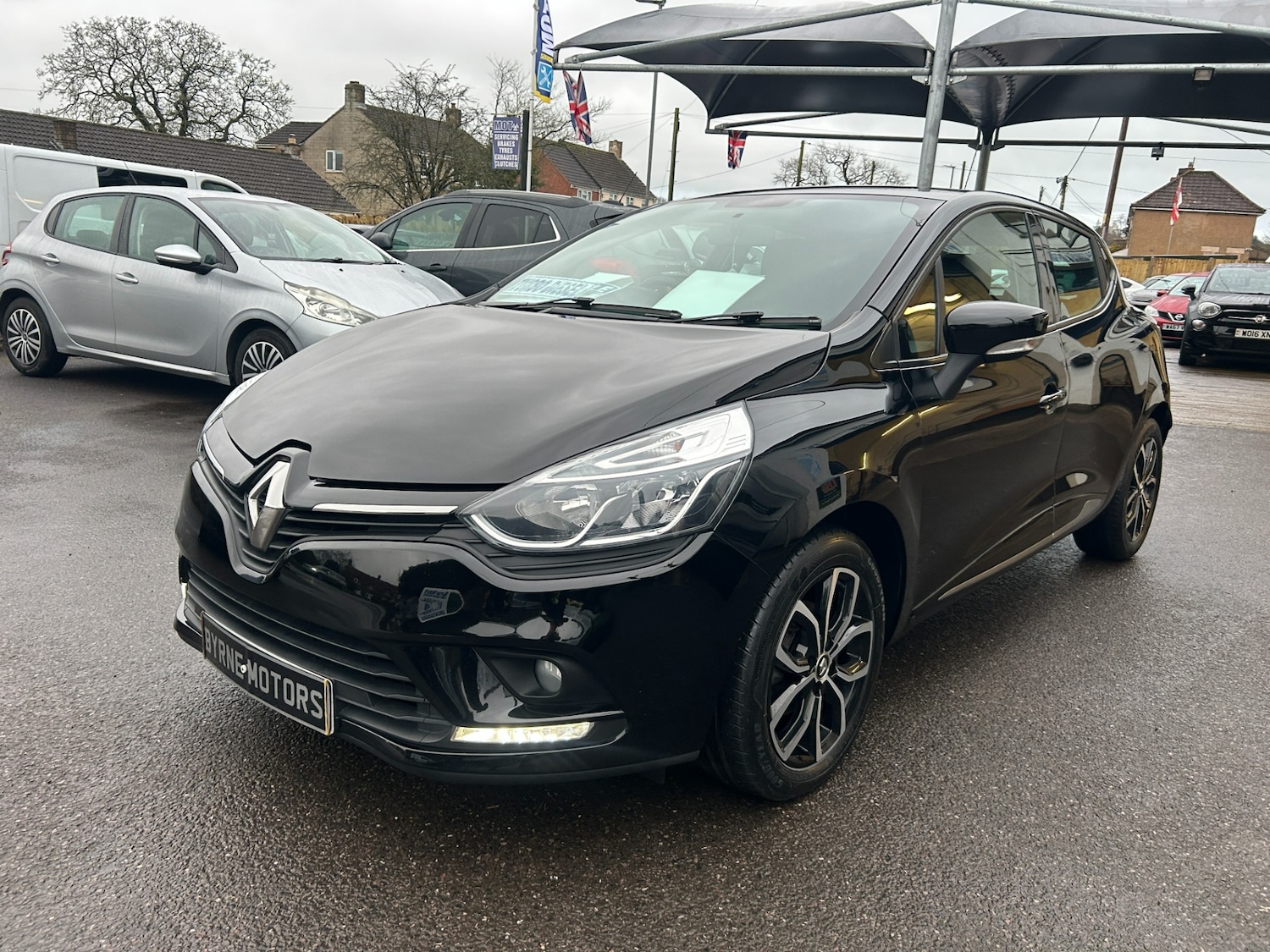 Used Renault Clio 2025 for sale - 77168130: Photo 2