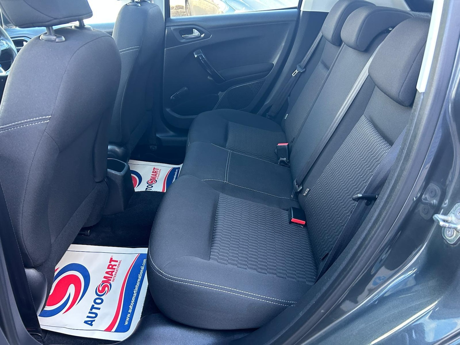 Used Peugeot 208 2015 for sale - 78012323: Photo 15