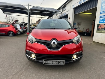 Used Renault Captur 2016 for sale - 77758937: Photo