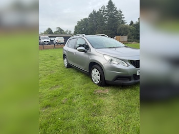Used Peugeot 2008 2016 for sale - 76219250: Photo