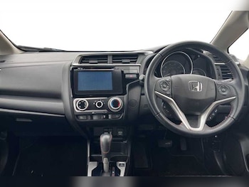 Used Honda Jazz 2019 for sale - 77239658: Photo