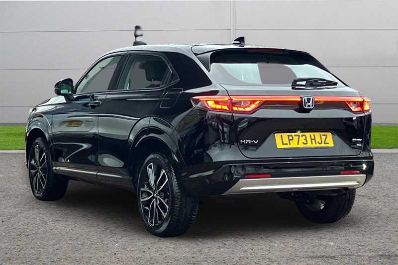 Used Honda HR-V 2023 for sale - 77333352: Photo 3