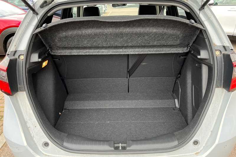 Used Honda Jazz 2020 for sale - 76022053: Photo 20