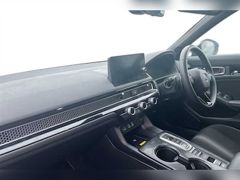 Used Honda Civic 2024 for sale - 76889001: Photo