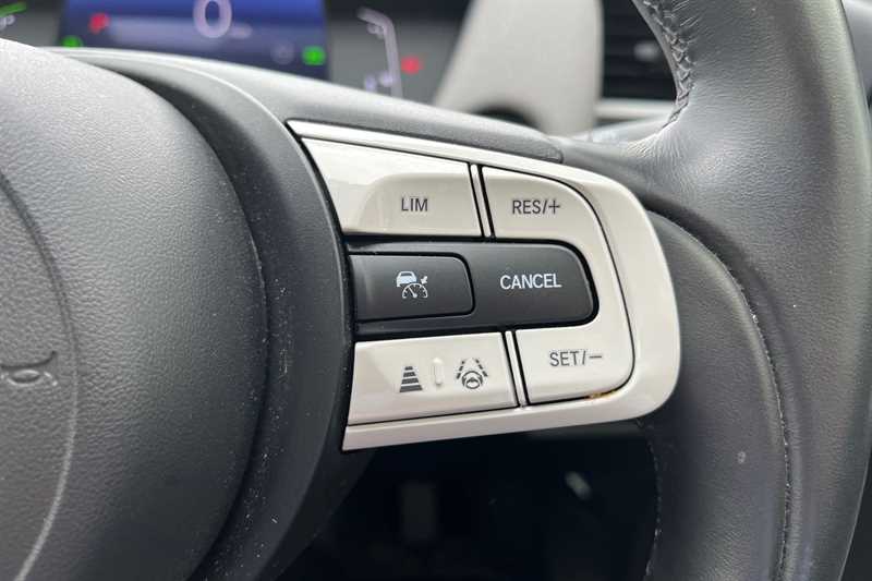 Used Honda Jazz 2021 for sale - 76022074: Photo 20