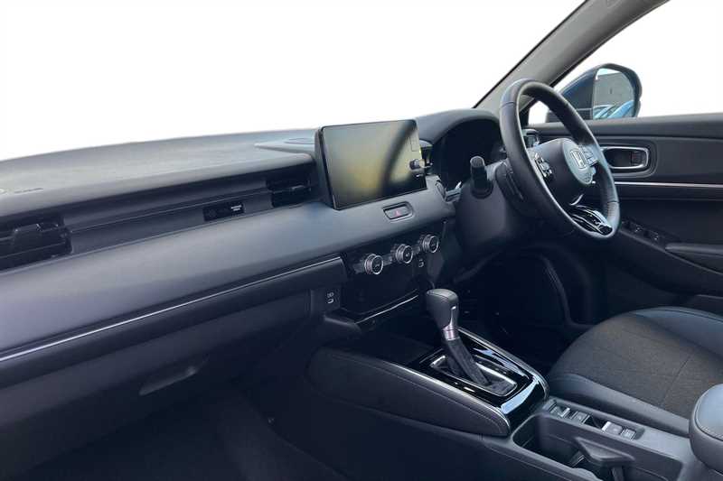 Used Honda HR-V 2024 for sale - 76022085: Photo 2