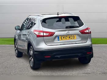 Used Nissan Qashqai 2017 for sale - 79541537: Photo