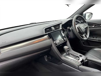 Used Honda Civic 2019 for sale - 77373175: Photo