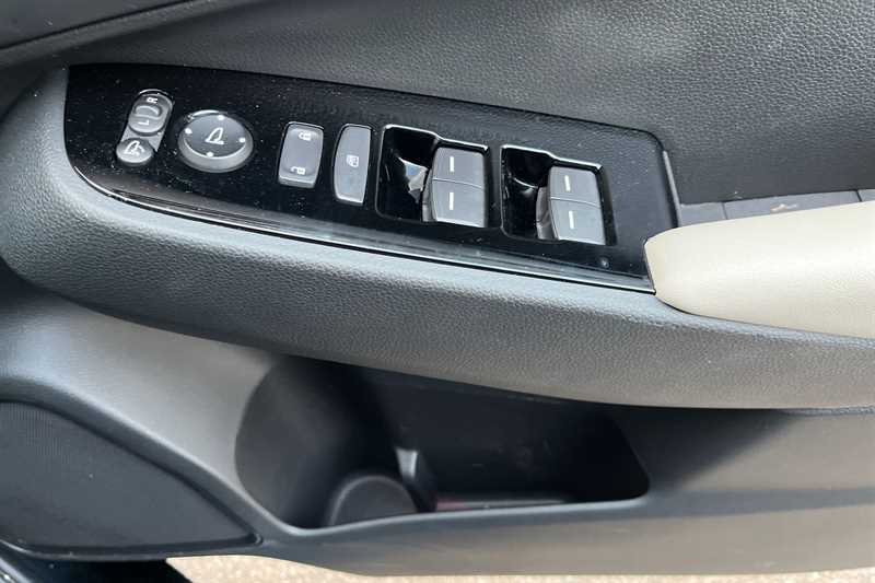 Used Honda HR-V 2022 for sale - 76096117: Photo 17
