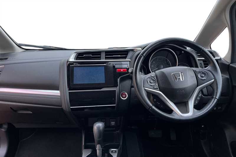 Used Honda Jazz 2017 for sale - 76339017: Photo 4