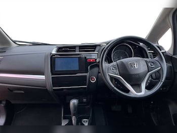 Used Honda Jazz 2017 for sale - 76339017: Photo