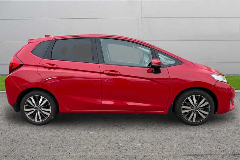 Used Honda Jazz 2017 for sale - 76339017: Photo 5