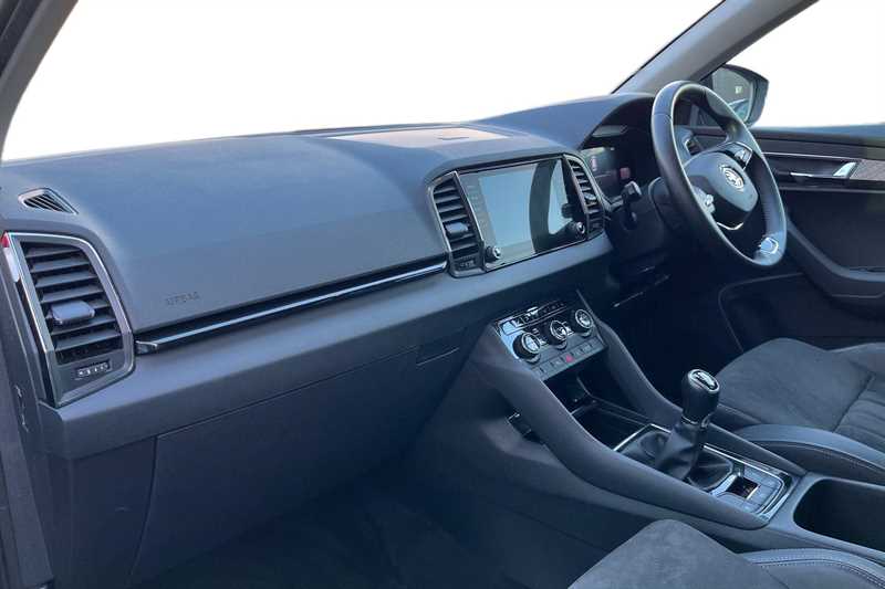 Used Skoda Karoq 2023 for sale - 77219051: Photo 2