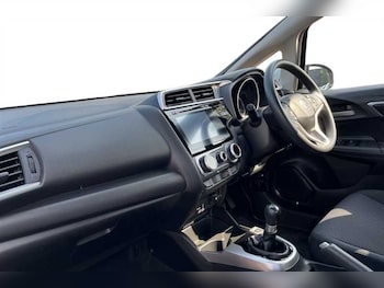 Used Honda Jazz 2020 for sale - 75417252: Photo