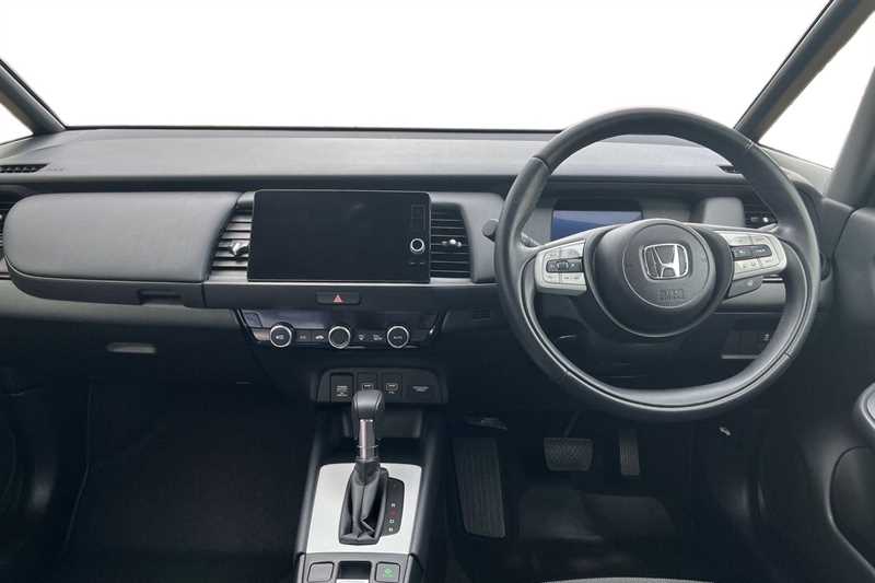 Used Honda Jazz 2023 for sale - 76140518: Photo 4