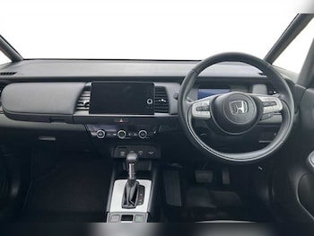 Used Honda Jazz 2023 for sale - 76140518: Photo 4