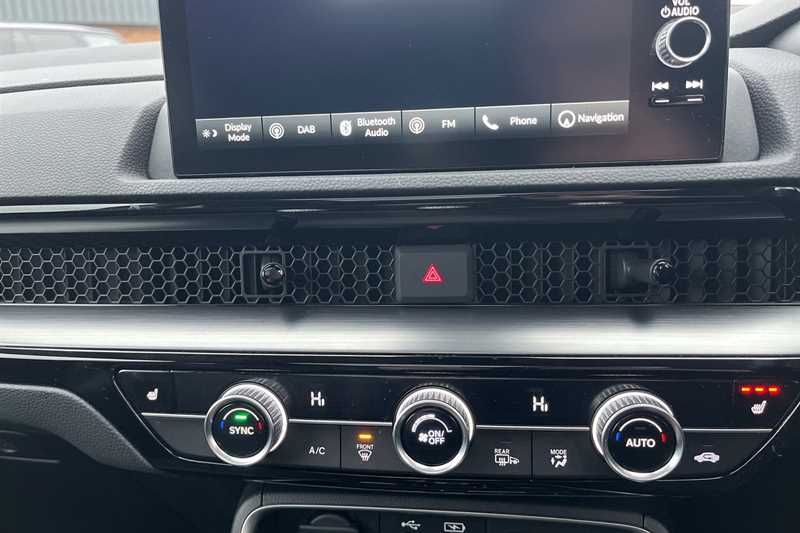 Used Honda CR-V 2025 for sale - 77031773: Photo 16