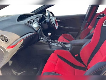 Used Honda Civic 2016 for sale - 77740240: Photo