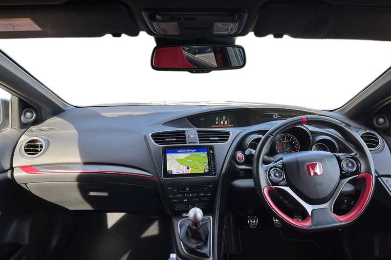 Used Honda Civic 2016 for sale - 77740240: Photo 4