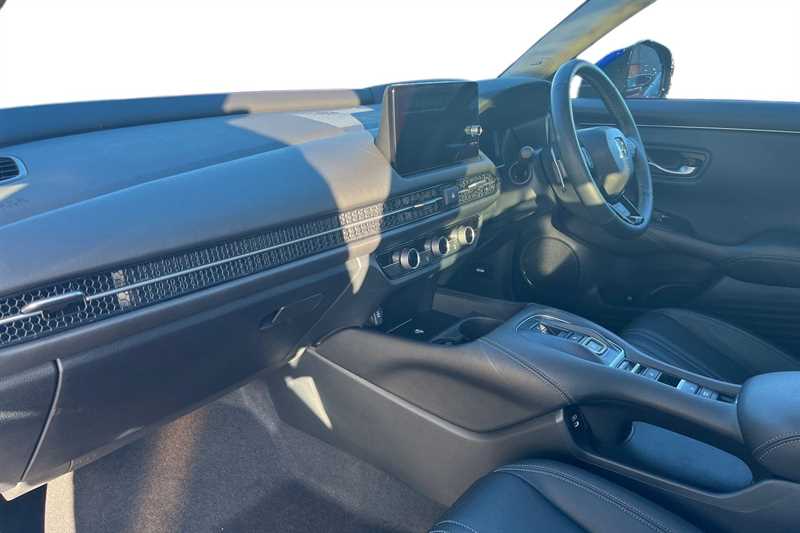 Used Honda ZR-V 2023 for sale - 77111977: Photo 2