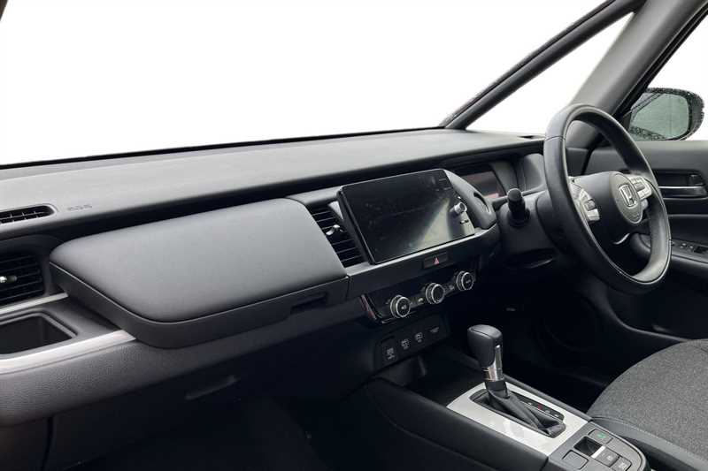 Used Honda Jazz 2021 for sale - 76410725: Photo 2