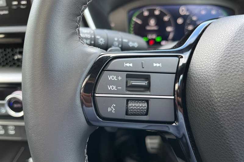Used Honda CR-V 2025 for sale - 75844082: Photo 15