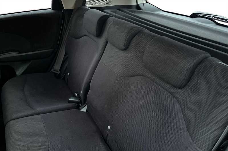 Used Honda Jazz 2014 for sale - 77122737: Photo 8