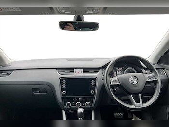 Used Skoda Octavia 2019 for sale - 76731844: Photo