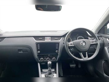 Used Skoda Octavia 2019 for sale - 76731844: Photo