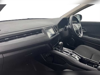 Used Honda HR-V 2020 for sale - 77333397: Photo