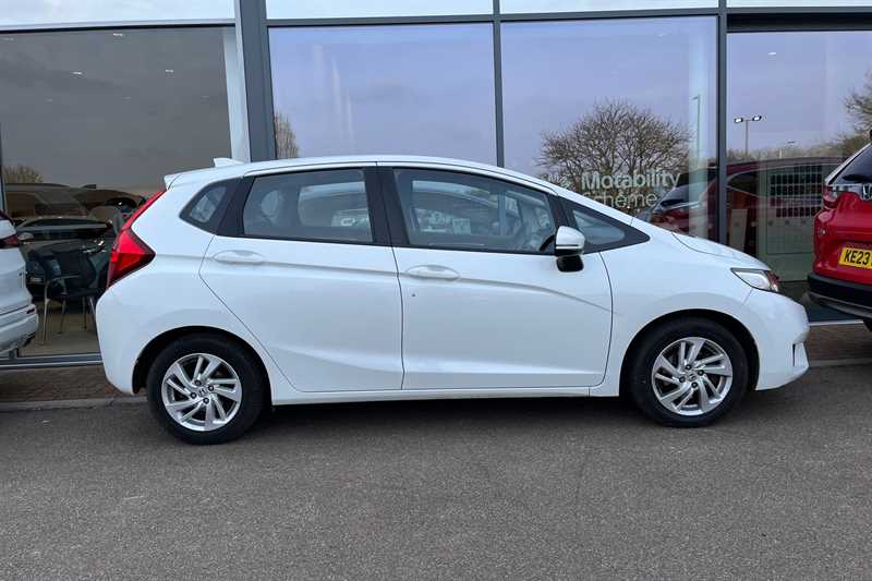 Used Honda Jazz 2017 for sale - 78022817: Photo 14