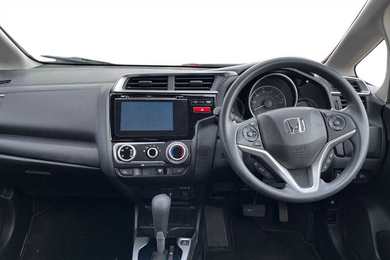 Used Honda Jazz 2017 for sale - 78022817: Photo 4