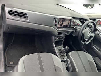 Used Volkswagen Polo 2018 for sale - 76754876: Photo
