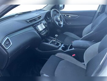 Used Nissan Qashqai 2018 for sale - 79578936: Photo