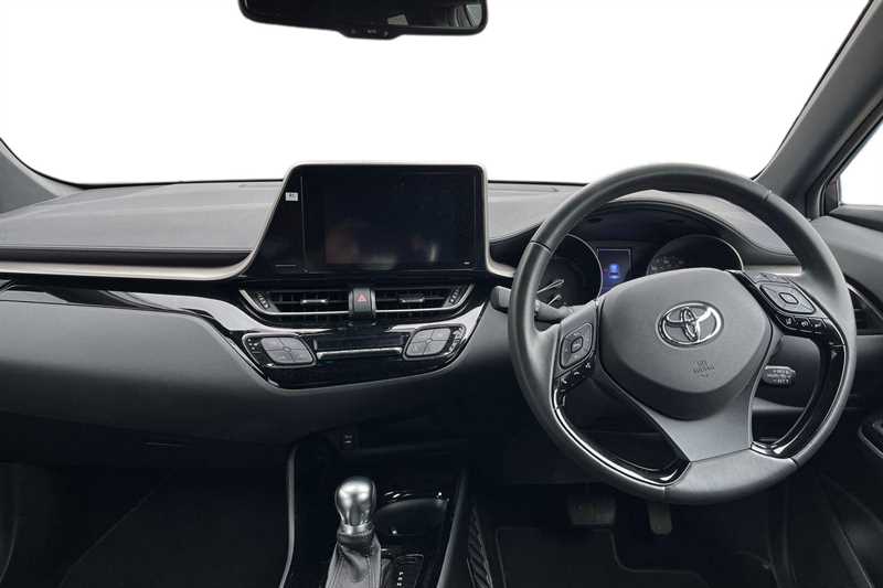 Used Toyota C-HR 2018 for sale - 77855942: Photo 4