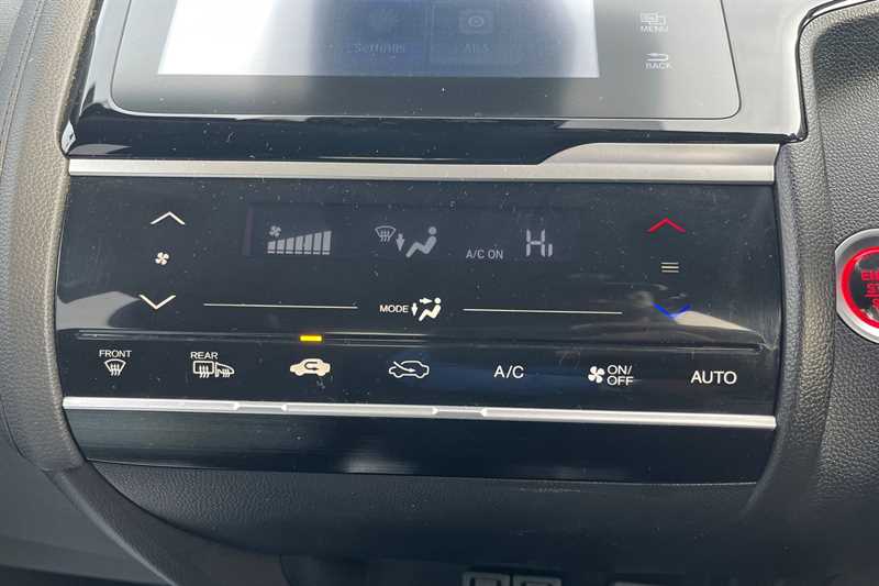 Used Honda Jazz 2019 for sale - 77134104: Photo 16