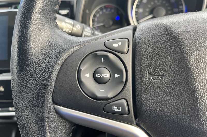 Used Honda Jazz 2019 for sale - 77134104: Photo 17