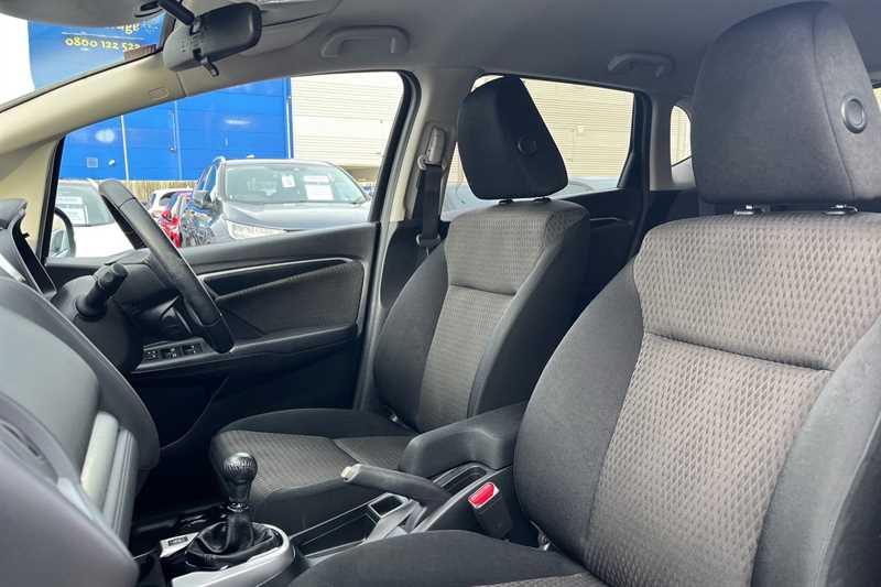 Used Honda Jazz 2019 for sale - 77134104: Photo 35