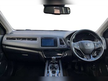 Used Honda HR-V 2019 for sale - 76155247: Photo