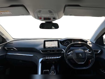 Used Peugeot 3008 2018 for sale - 76434865: Photo