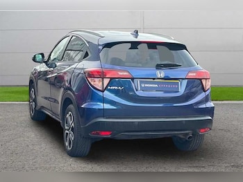 Used Honda HR-V 2017 for sale - 77855889: Photo