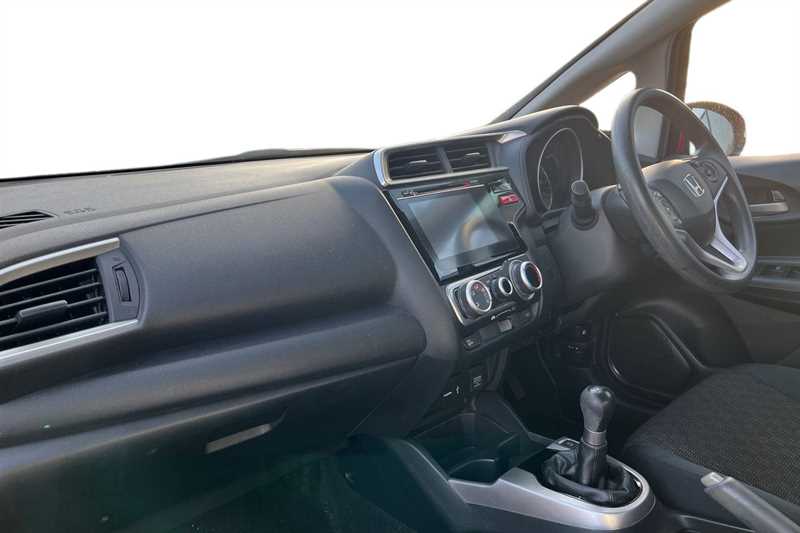 Used Honda Jazz 2015 for sale - 77795268: Photo 2