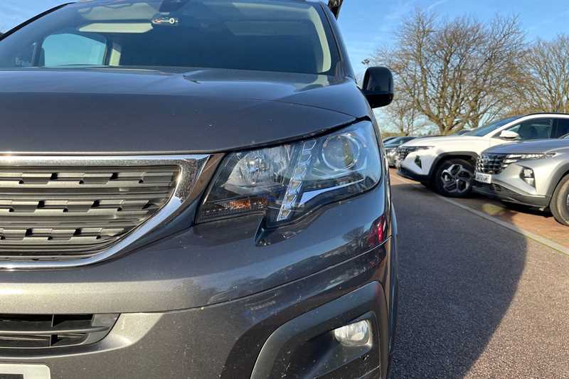 Used Peugeot Rifter 2023 for sale - 76928305: Photo 14