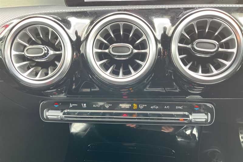 Used Mercedes-Benz CLA 2023 for sale - 76125117: Photo 16