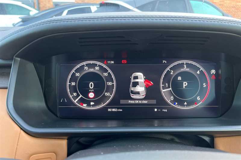 Used Land Rover Discovery 2019 for sale - 76434863: Photo 11