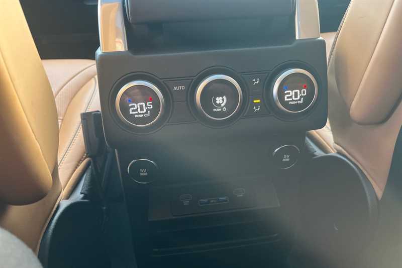 Used Land Rover Discovery 2019 for sale - 76434863: Photo 23