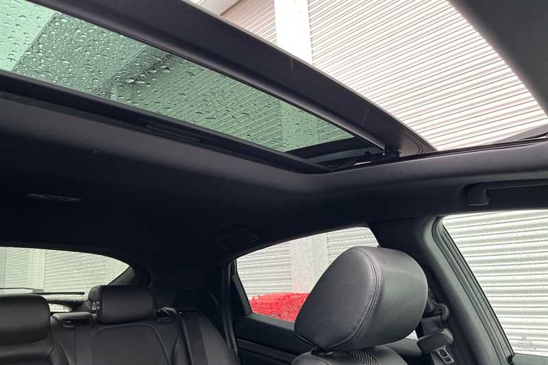 Used Honda Civic 2020 for sale - 76140500: Photo 22