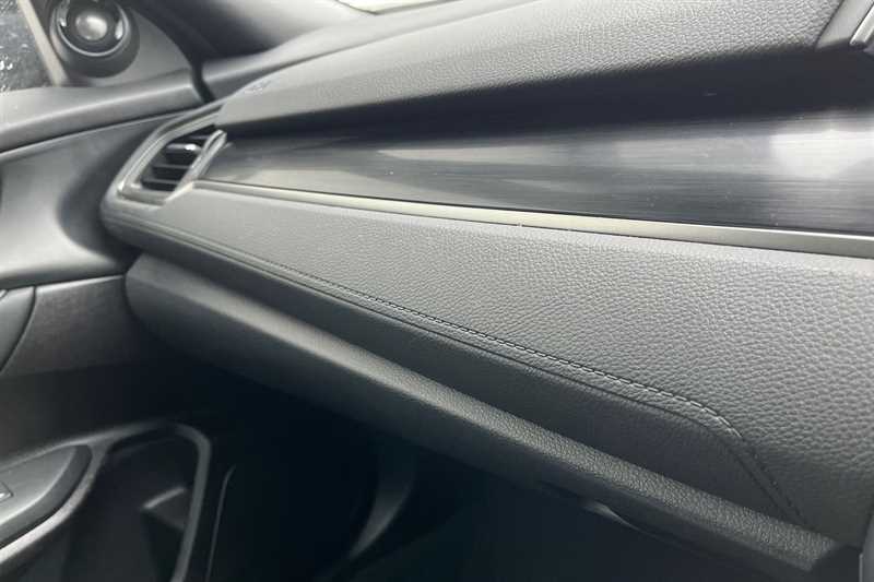 Used Honda Civic 2020 for sale - 76140500: Photo 23