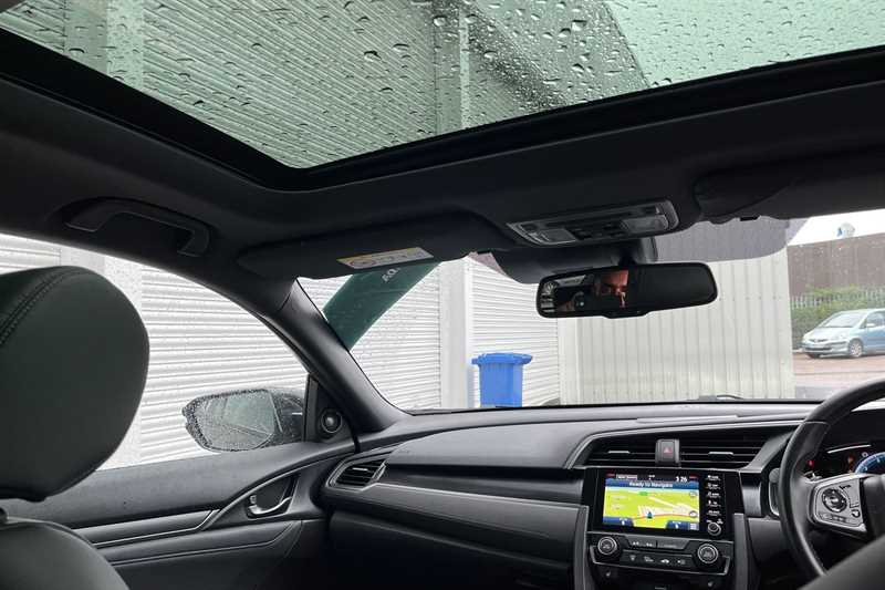 Used Honda Civic 2020 for sale - 76140500: Photo 29