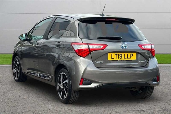 Used Toyota Yaris 2019 for sale - 76176451: Photo 3